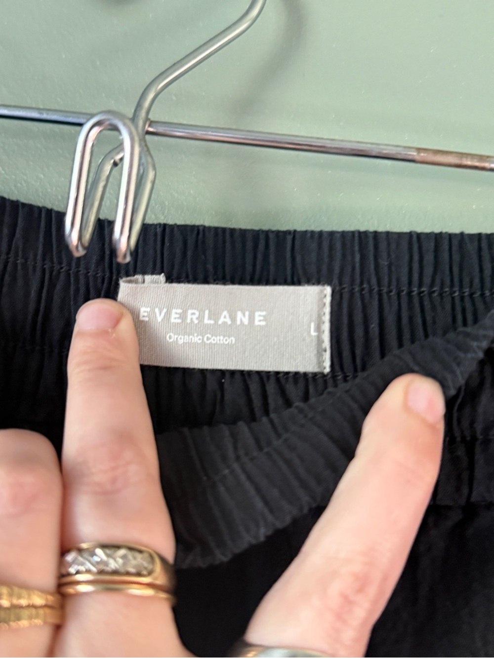 Everlane - Black Drawstring Shorts - Size L - Picture 7 of 7